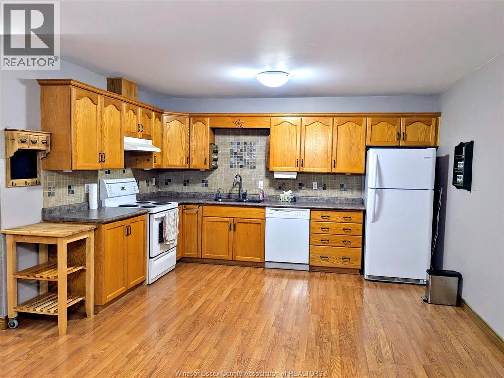 4222 Stagecoach, Windsor, Ontario  N9G 2W8 - Photo 6 - 26003370
