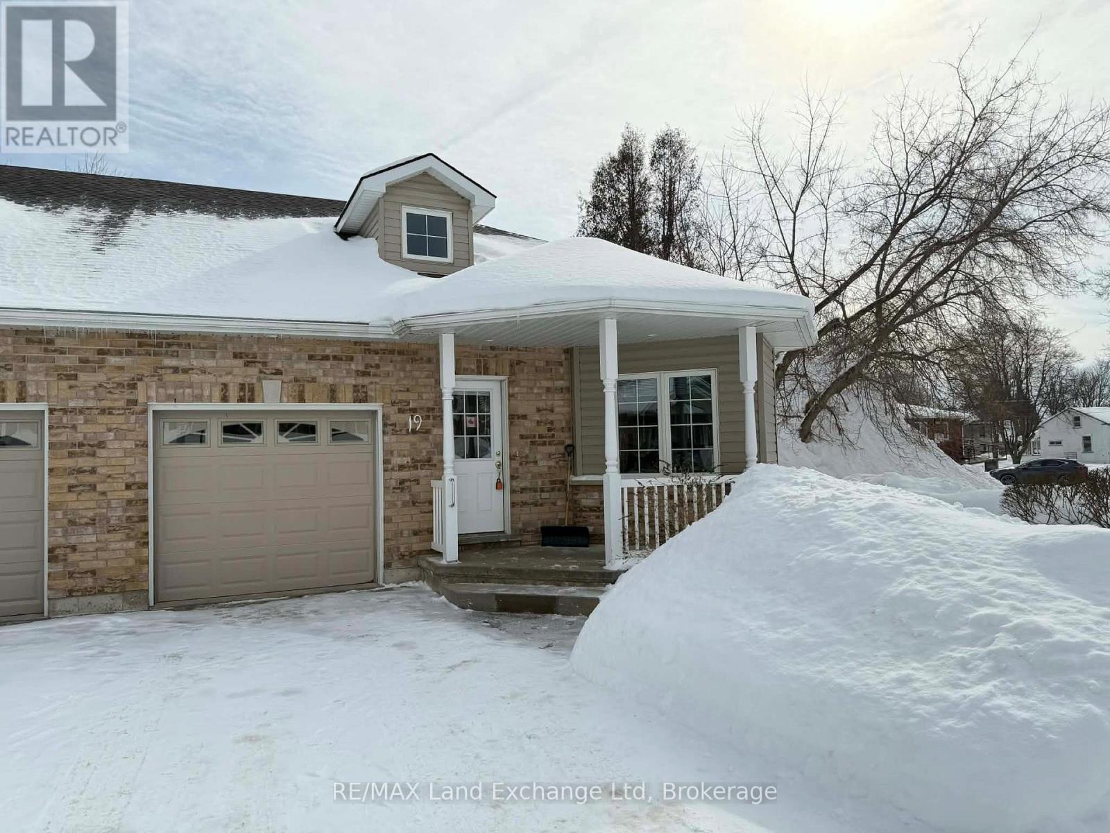 19 - 855 Princes Street N, Kincardine, Ontario  N2Z 1Z2 - Photo 1 - X12794254