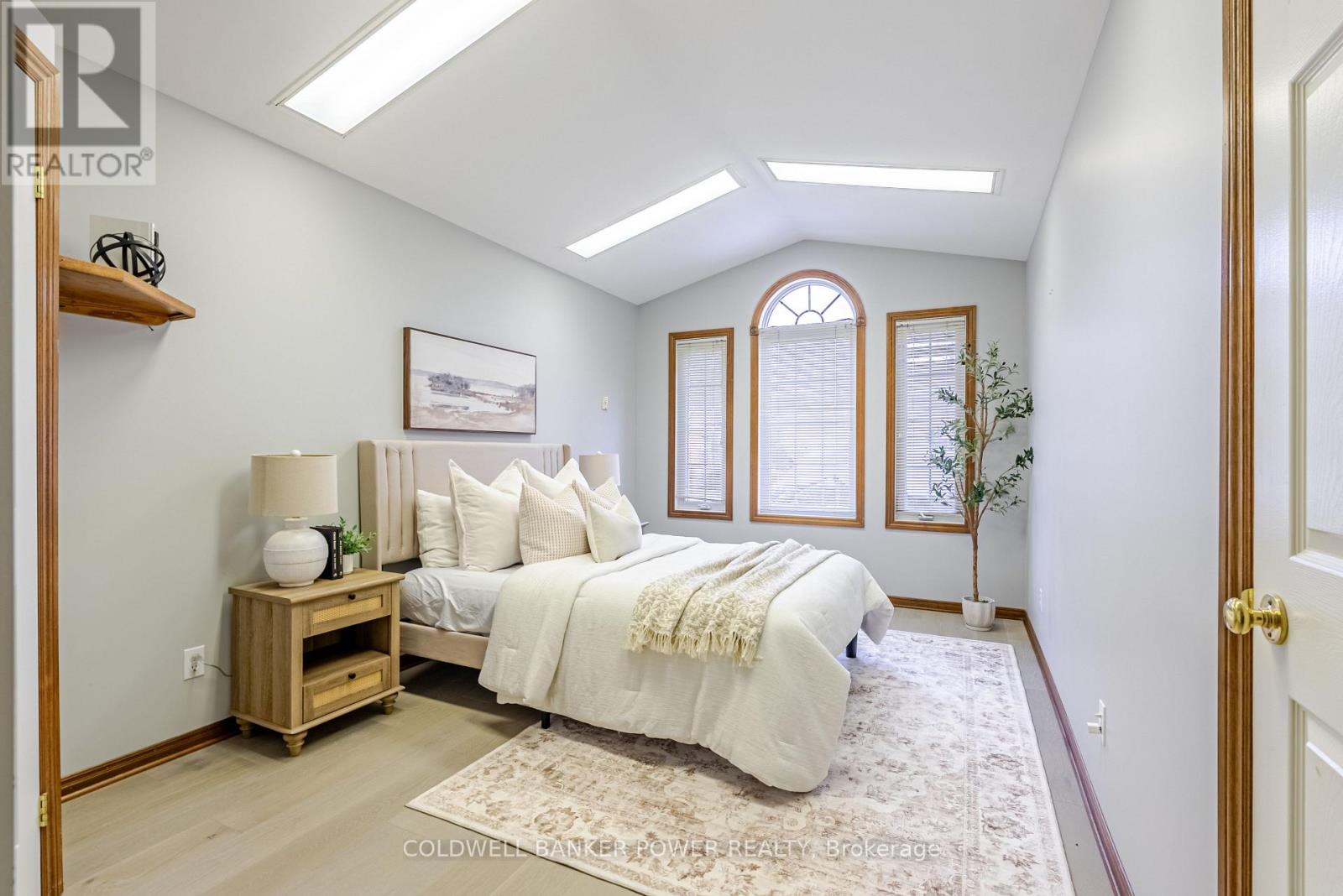 228 Chelton Road, London South, Ontario  N6M 1B5 - Photo 6 - X12794206