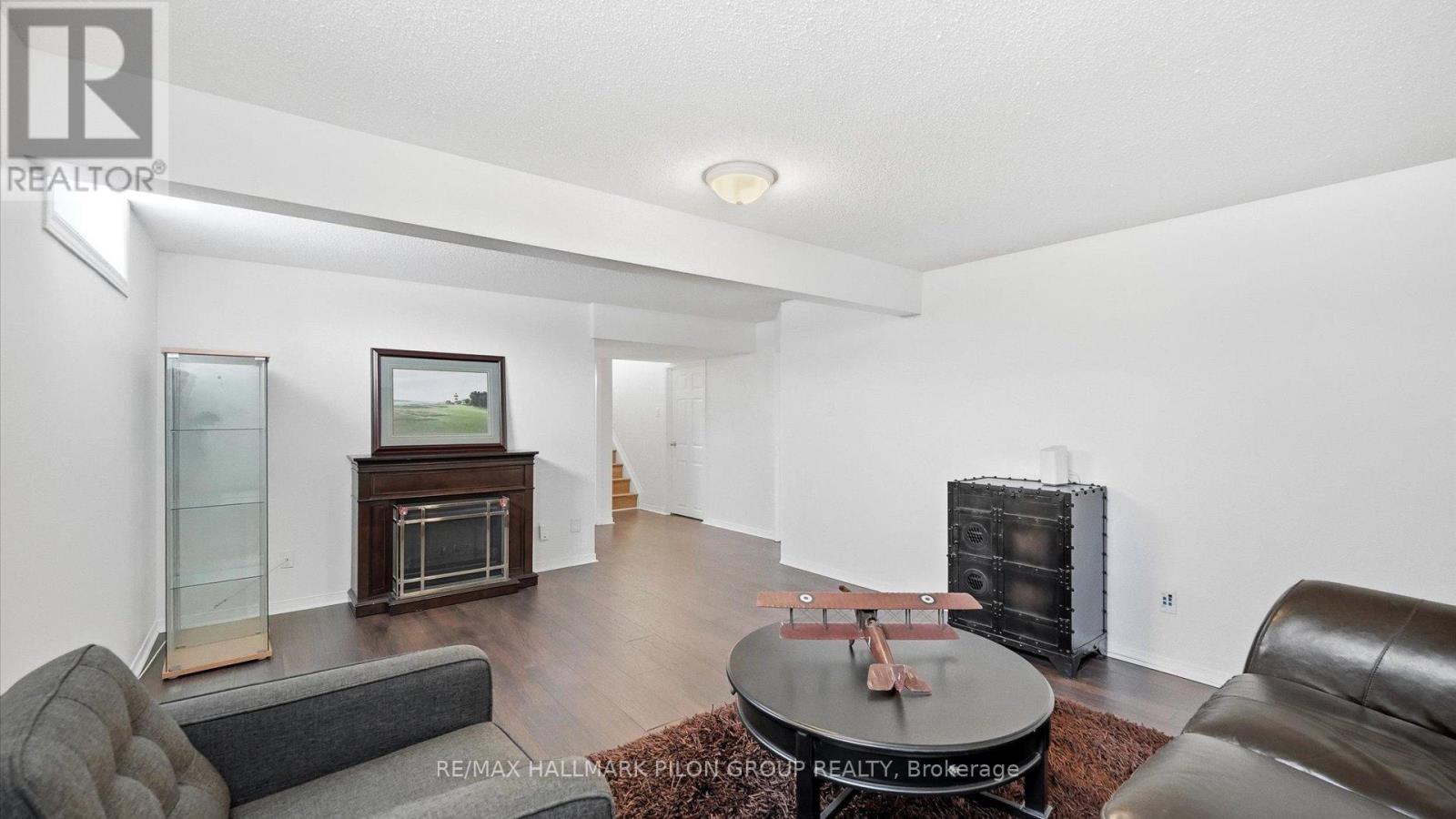 303 Rustic Hills Crescent, Ottawa, Ontario  K4A 5A5 - Photo 13 - X12794264