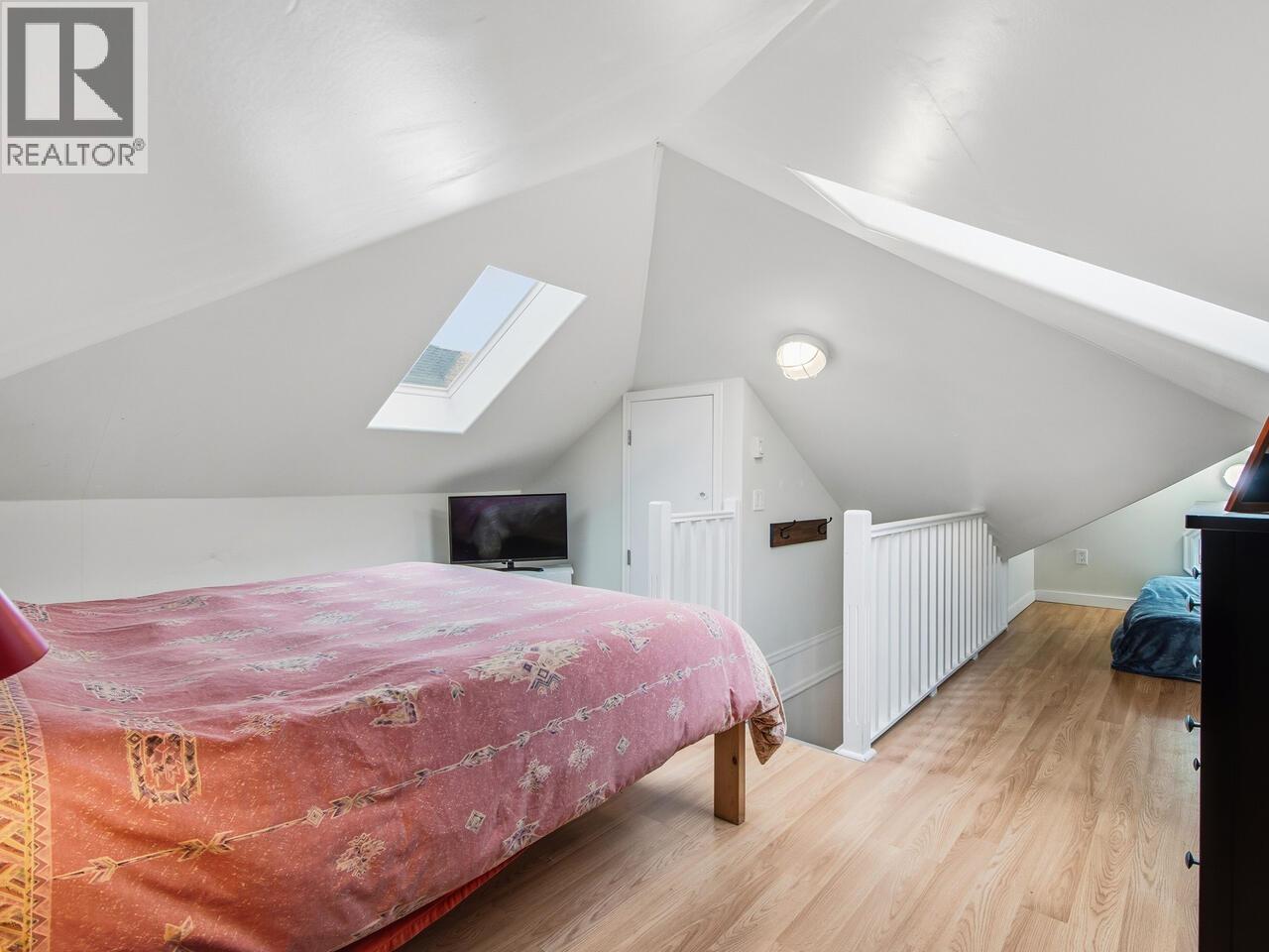 3039 Grant Street, Vancouver, British Columbia  V5K 3H8 - Photo 14 - R3090099