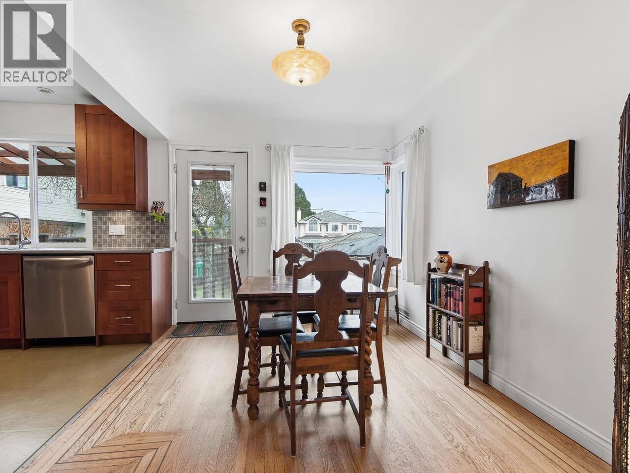 3039 Grant Street, Vancouver, British Columbia  V5K 3H8 - Photo 5 - R3090099