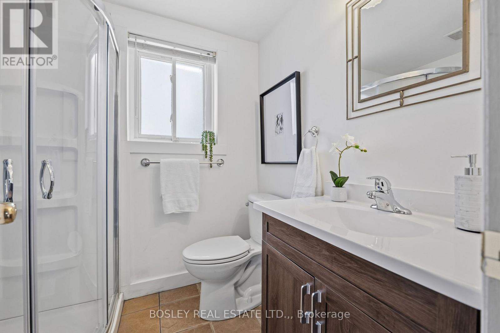 17 Adel Drive, St. Catharines, Ontario  L2M 6N3 - Photo 22 - X12794208