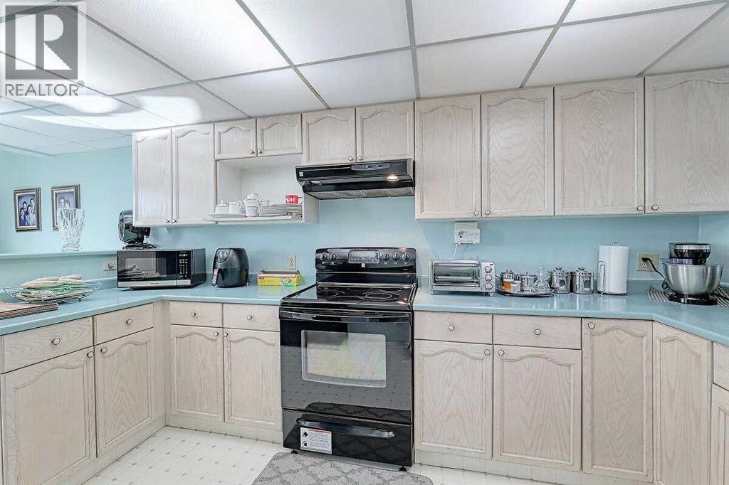 317 Sandringham Road Nw, Calgary, Alberta  T3K 3Z1 - Photo 14 - A2285975