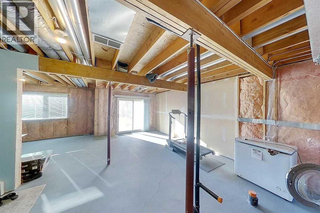 317 Sandringham Road Nw, Calgary, Alberta  T3K 3Z1 - Photo 31 - A2285975