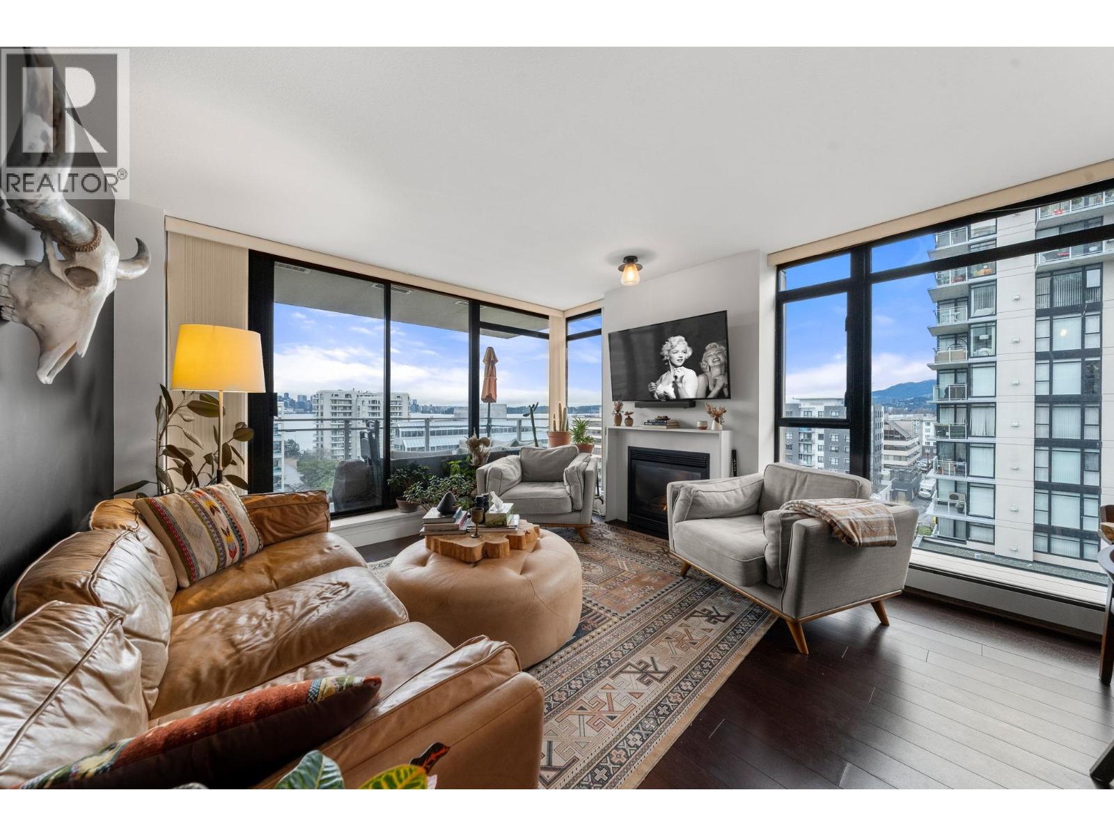 704 155 W 1st Street, North Vancouver, British Columbia  V7M 3N8 - Photo 3 - R3090296