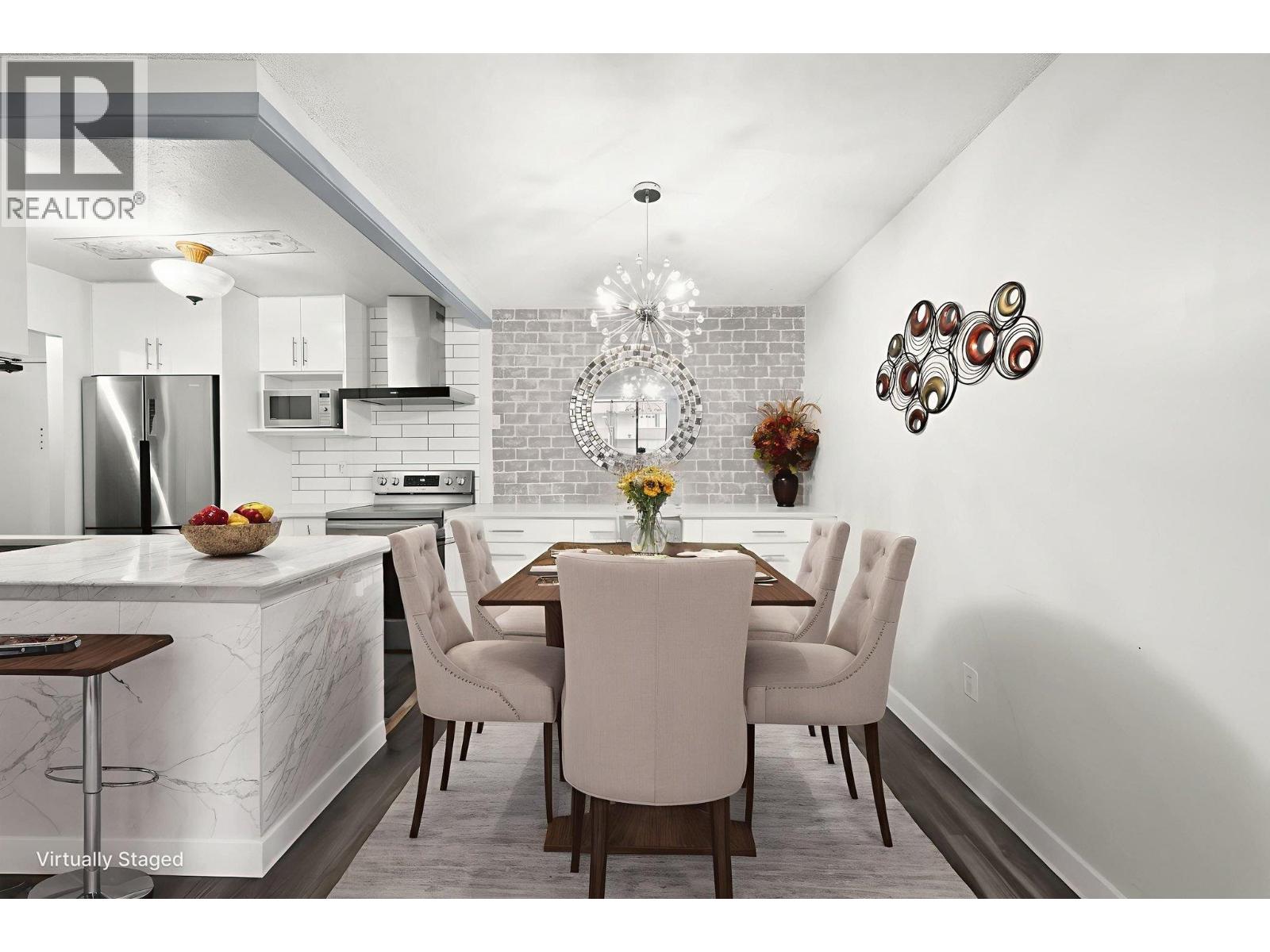 301 620 Seventh Avenue, New Westminster, British Columbia  V3M 5T6 - Photo 2 - R3090302