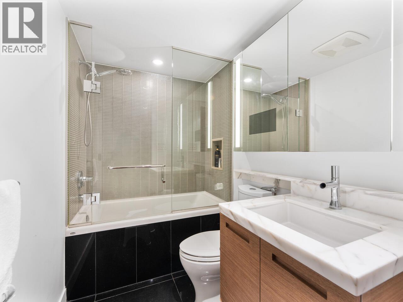 2011 777 Richards Street, Vancouver, British Columbia  V6B 0M6 - Photo 15 - R3090313