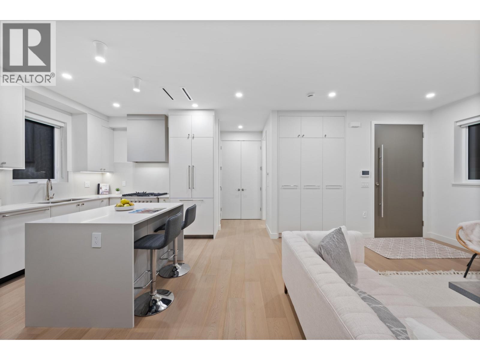 2 2253 Grant Street, Vancouver, British Columbia  V5L 2Z6 - Photo 16 - R3090332