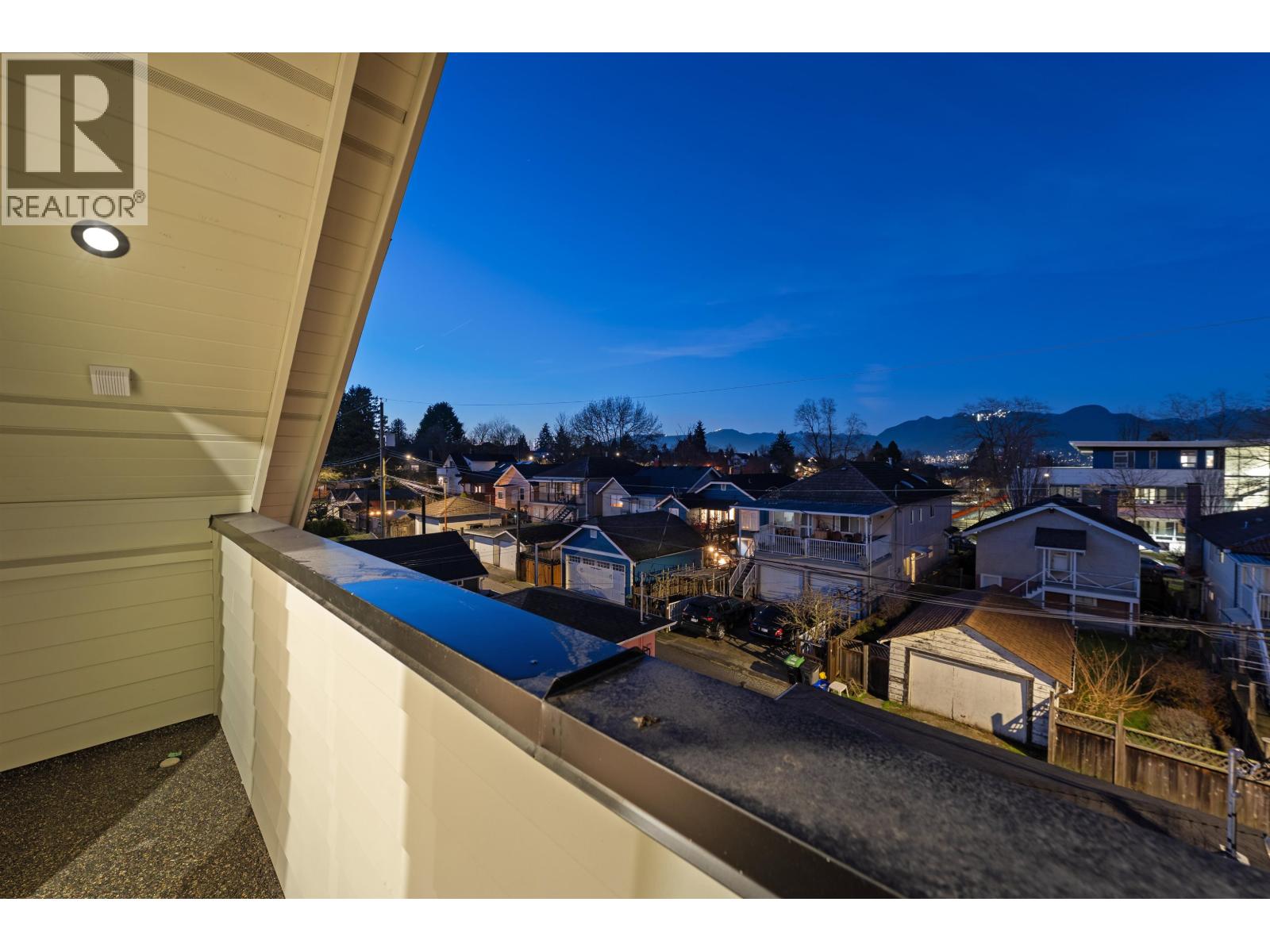 2 2253 Grant Street, Vancouver, British Columbia  V5L 2Z6 - Photo 31 - R3090332