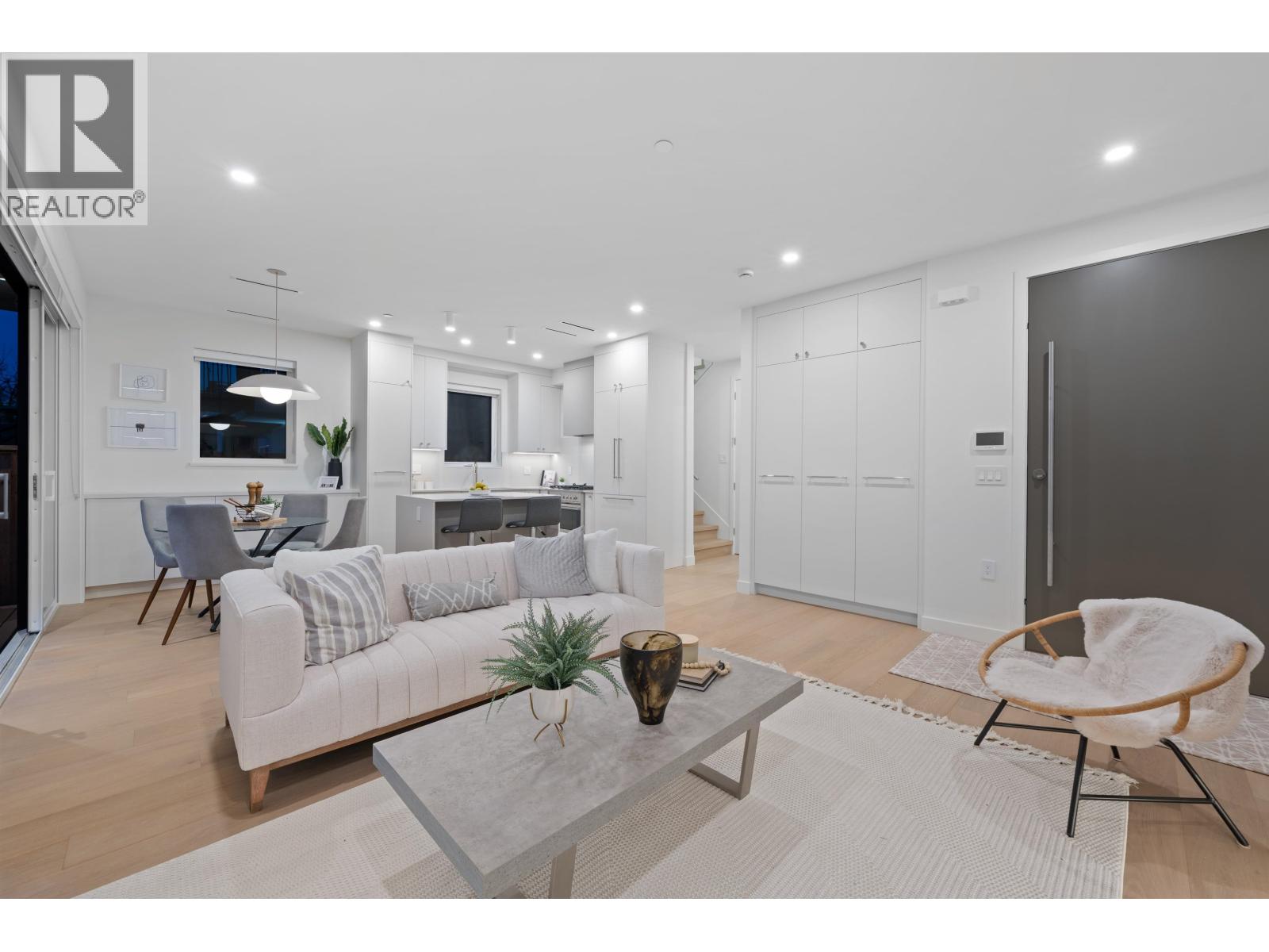 2 2253 Grant Street, Vancouver, British Columbia  V5L 2Z6 - Photo 5 - R3090332