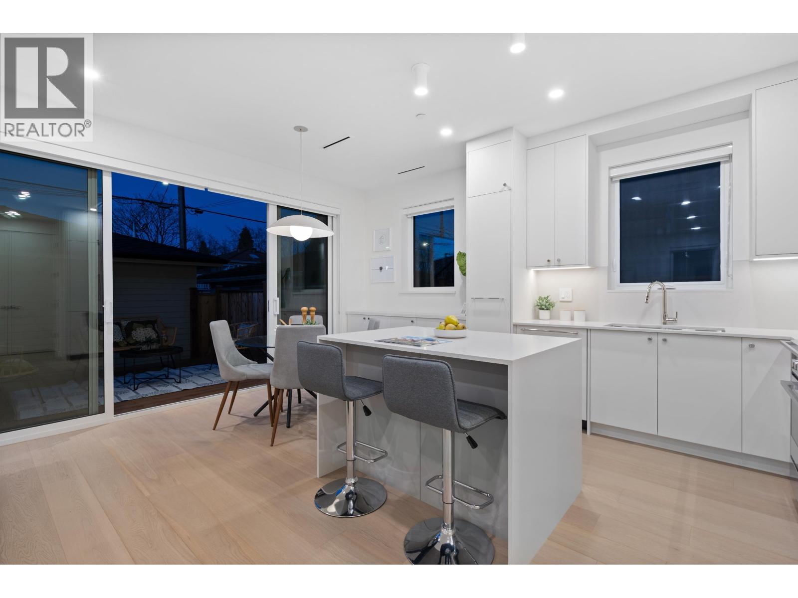 2 2253 Grant Street, Vancouver, British Columbia  V5L 2Z6 - Photo 7 - R3090332