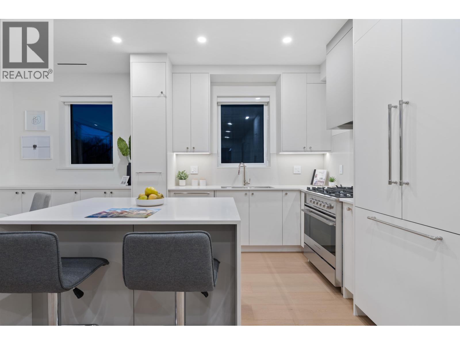 2 2253 Grant Street, Vancouver, British Columbia  V5L 2Z6 - Photo 8 - R3090332