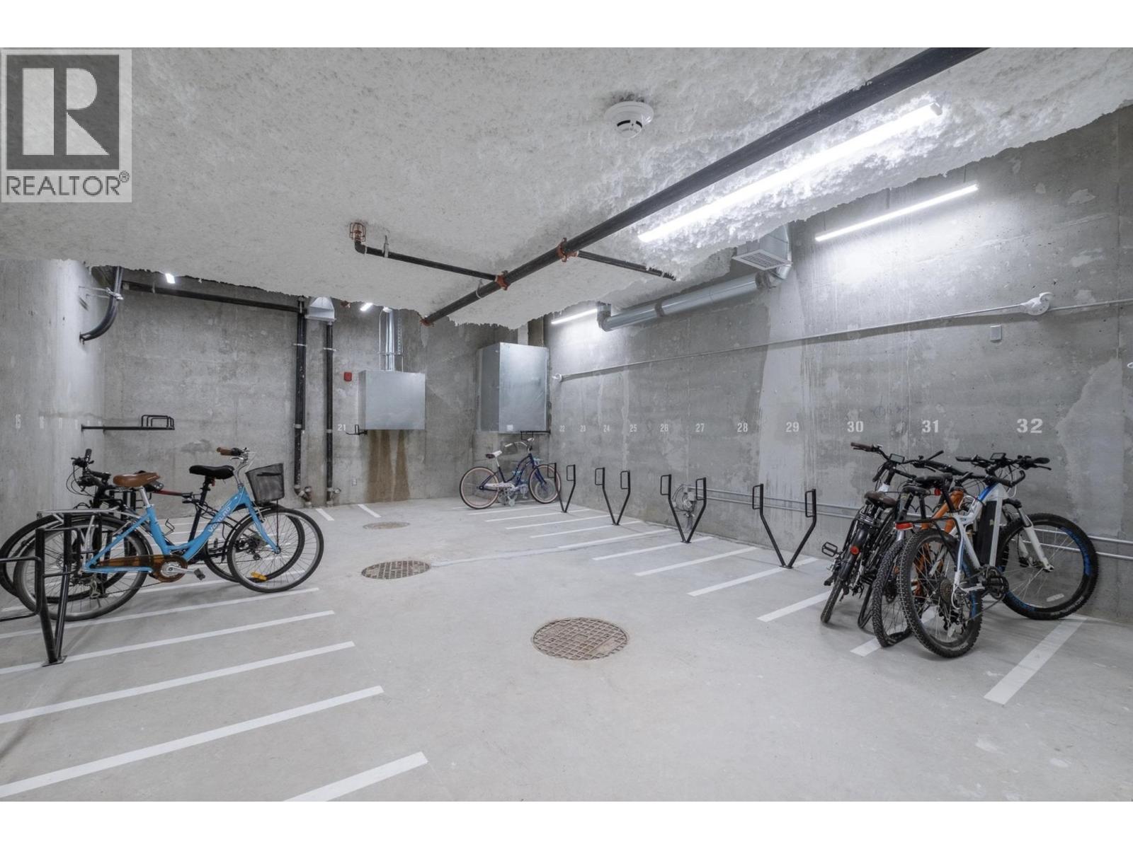 302 2446 Shaughnessy Street, Coquitlam, British Columbia  V3C 3E5 - Photo 16 - R3090335