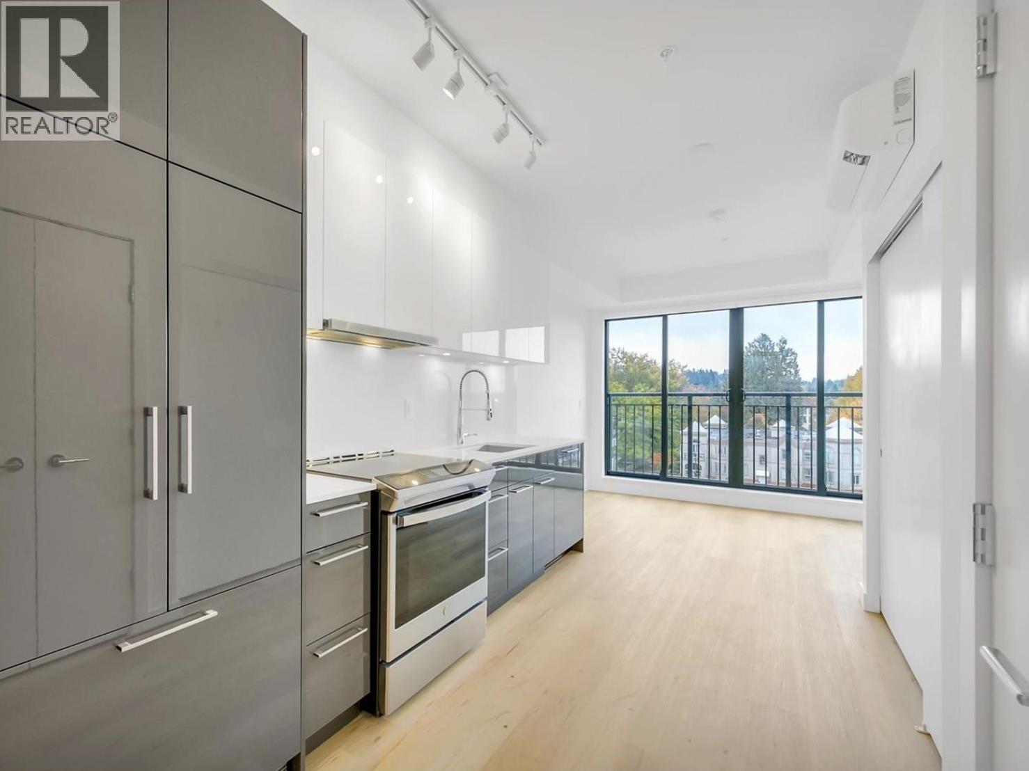 302 2446 Shaughnessy Street, Coquitlam, British Columbia  V3C 3E5 - Photo 7 - R3090335