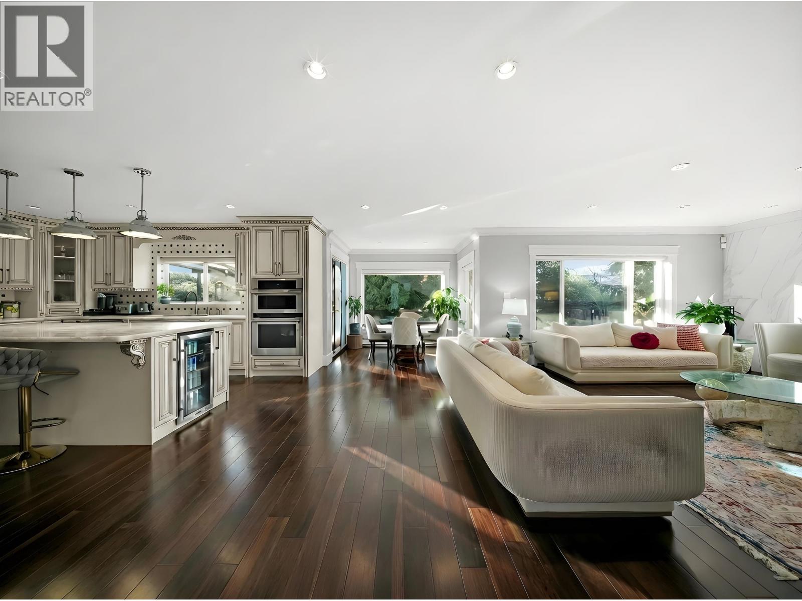 3263 Norwood Avenue, North Vancouver, British Columbia  V7N 3P2 - Photo 3 - R3090281