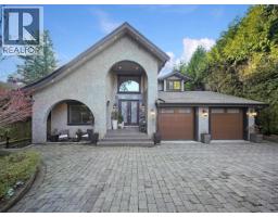 3263 NORWOOD AVENUE, North Vancouver, British Columbia