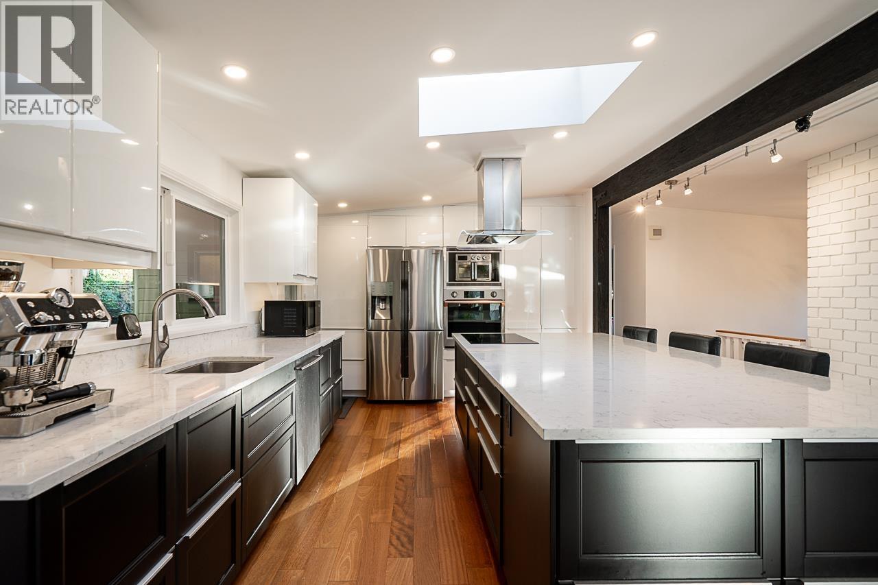 5651 Westhaven Road, West Vancouver, British Columbia  V7W 1T5 - Photo 4 - R3090293