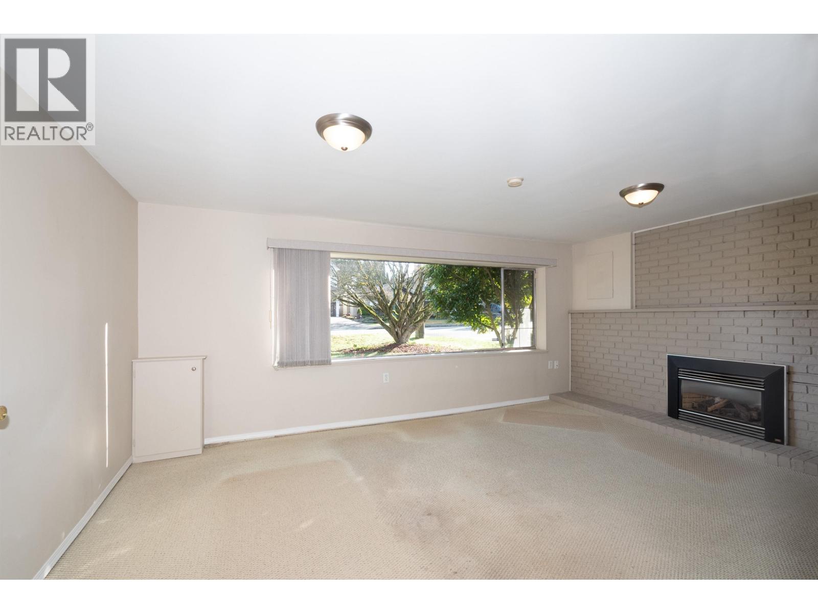 712 Macintosh Street, Coquitlam, British Columbia  V3J 4Y7 - Photo 24 - R3090305