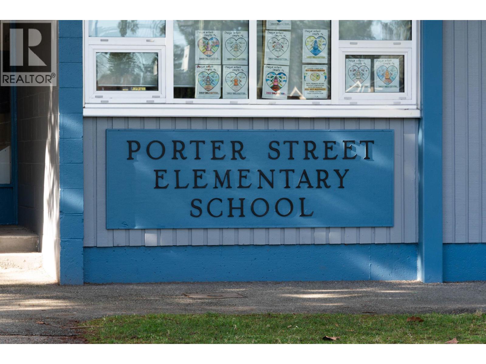 712 Macintosh Street, Coquitlam, British Columbia  V3J 4Y7 - Photo 39 - R3090305