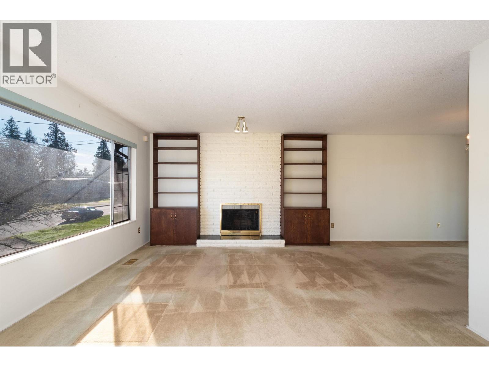 712 Macintosh Street, Coquitlam, British Columbia  V3J 4Y7 - Photo 5 - R3090305