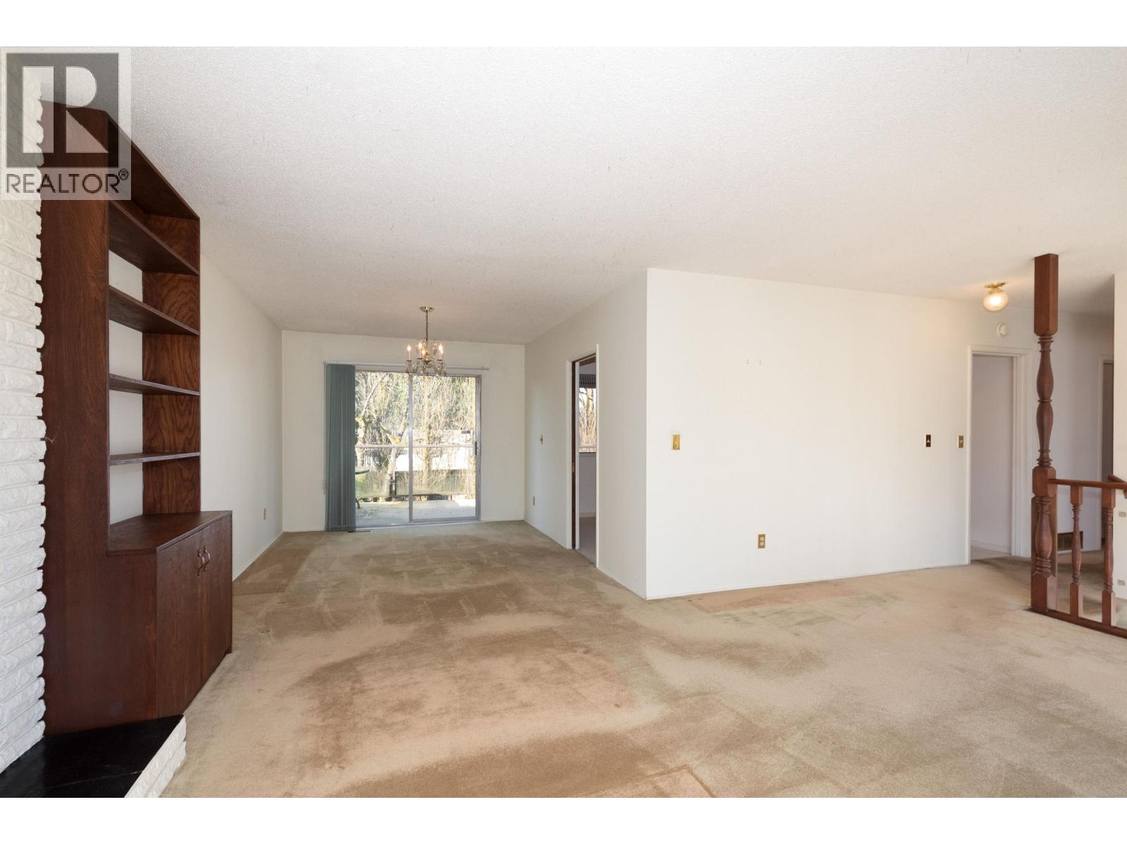 712 Macintosh Street, Coquitlam, British Columbia  V3J 4Y7 - Photo 6 - R3090305