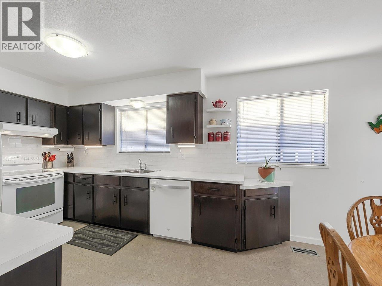 324 W 28th Street, North Vancouver, British Columbia  V7N 2J1 - Photo 14 - R3090328