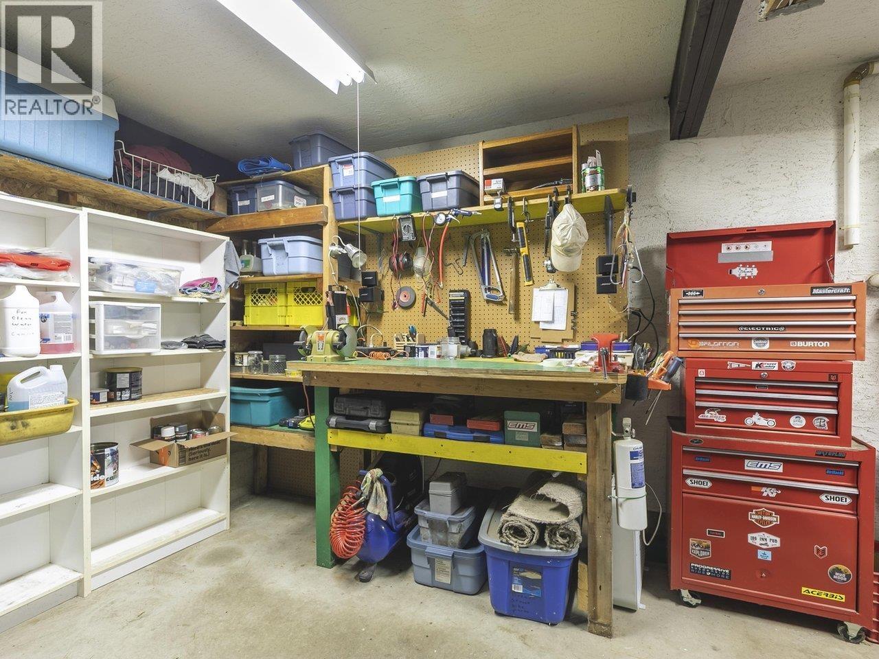 324 W 28th Street, North Vancouver, British Columbia  V7N 2J1 - Photo 38 - R3090328