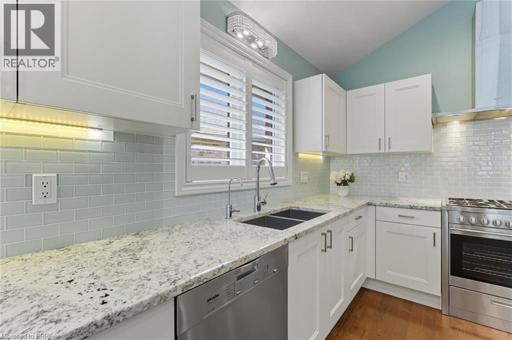 422 Powerline Road Unit# 34, Brantford, Ontario  N3R 8A1 - Photo 9 - 40801635