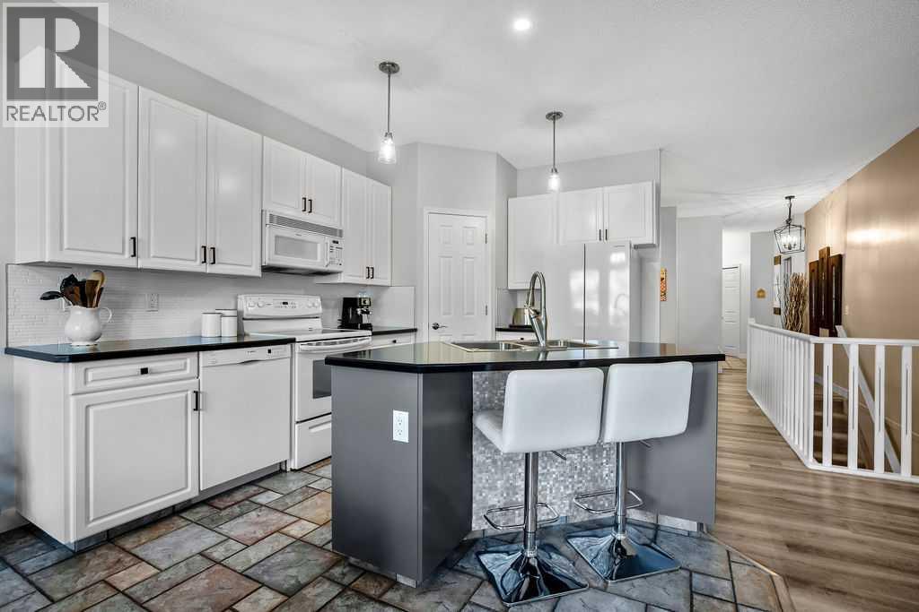 30 Prominence View Sw, Calgary, Alberta  T3H 3M8 - Photo 16 - A2281851