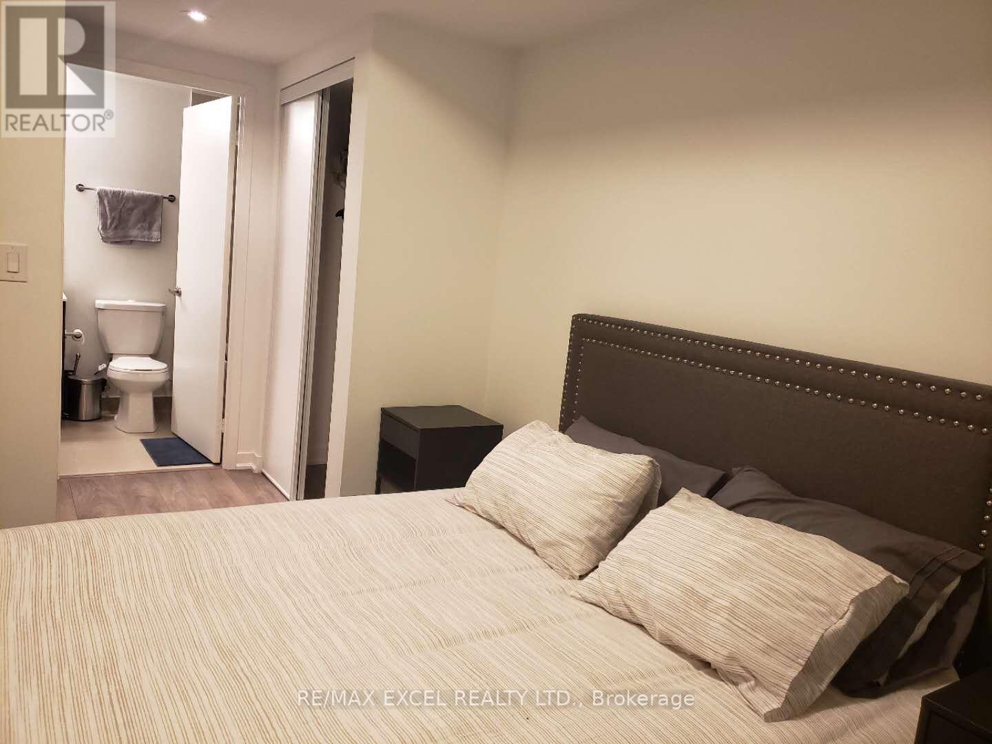 2003 - 100 Harbour Street, Toronto, Ontario  M5J 2T5 - Photo 6 - C12794224