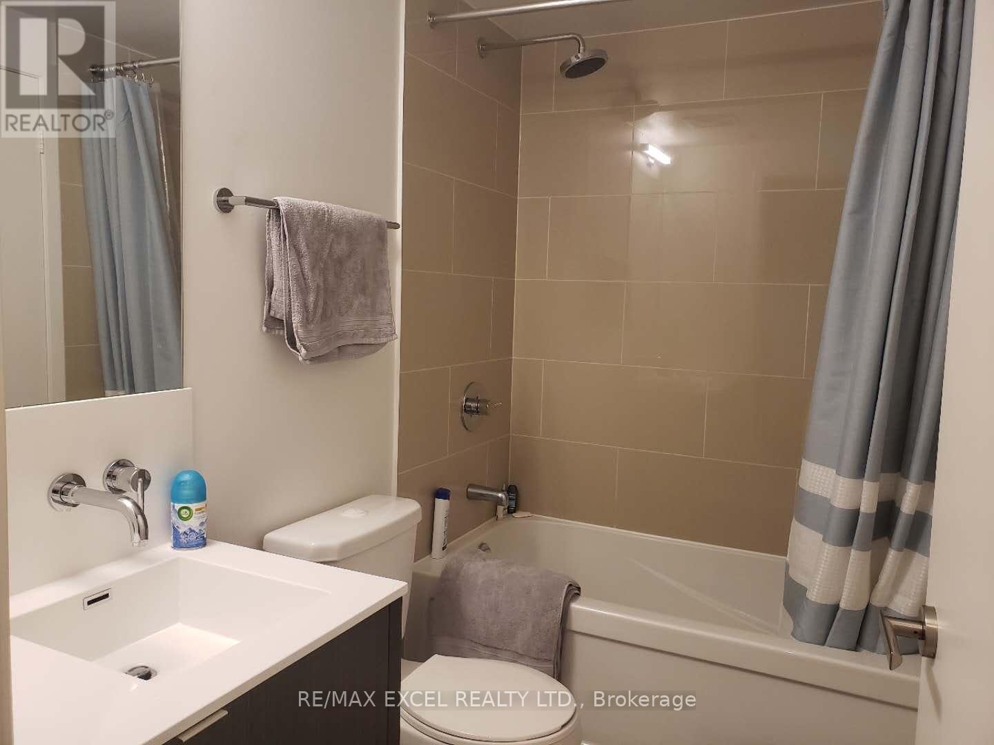 2003 - 100 Harbour Street, Toronto, Ontario  M5J 2T5 - Photo 8 - C12794224