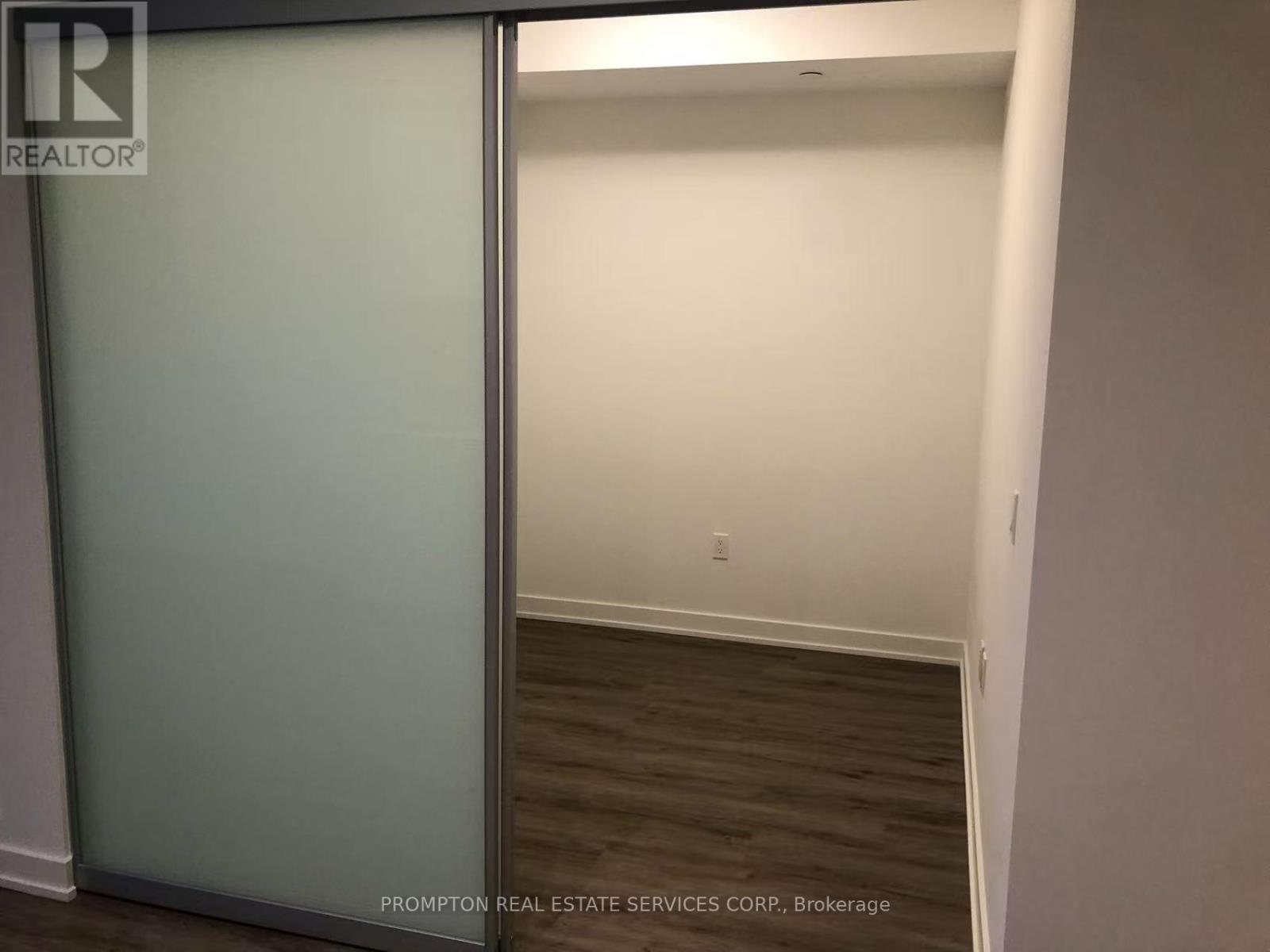 903 - 15 Queens Quay E, Toronto, Ontario  M5E 0A4 - Photo 7 - C12794242