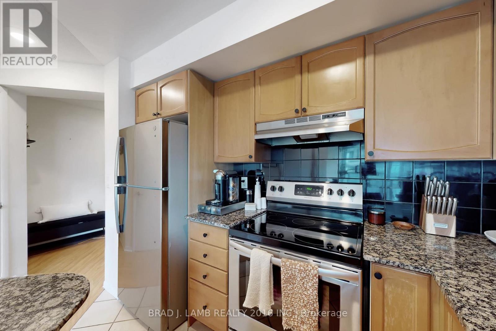 1611 - 231 Fort York Boulevard, Toronto, Ontario  M5V 1B2 - Photo 33 - C12794266