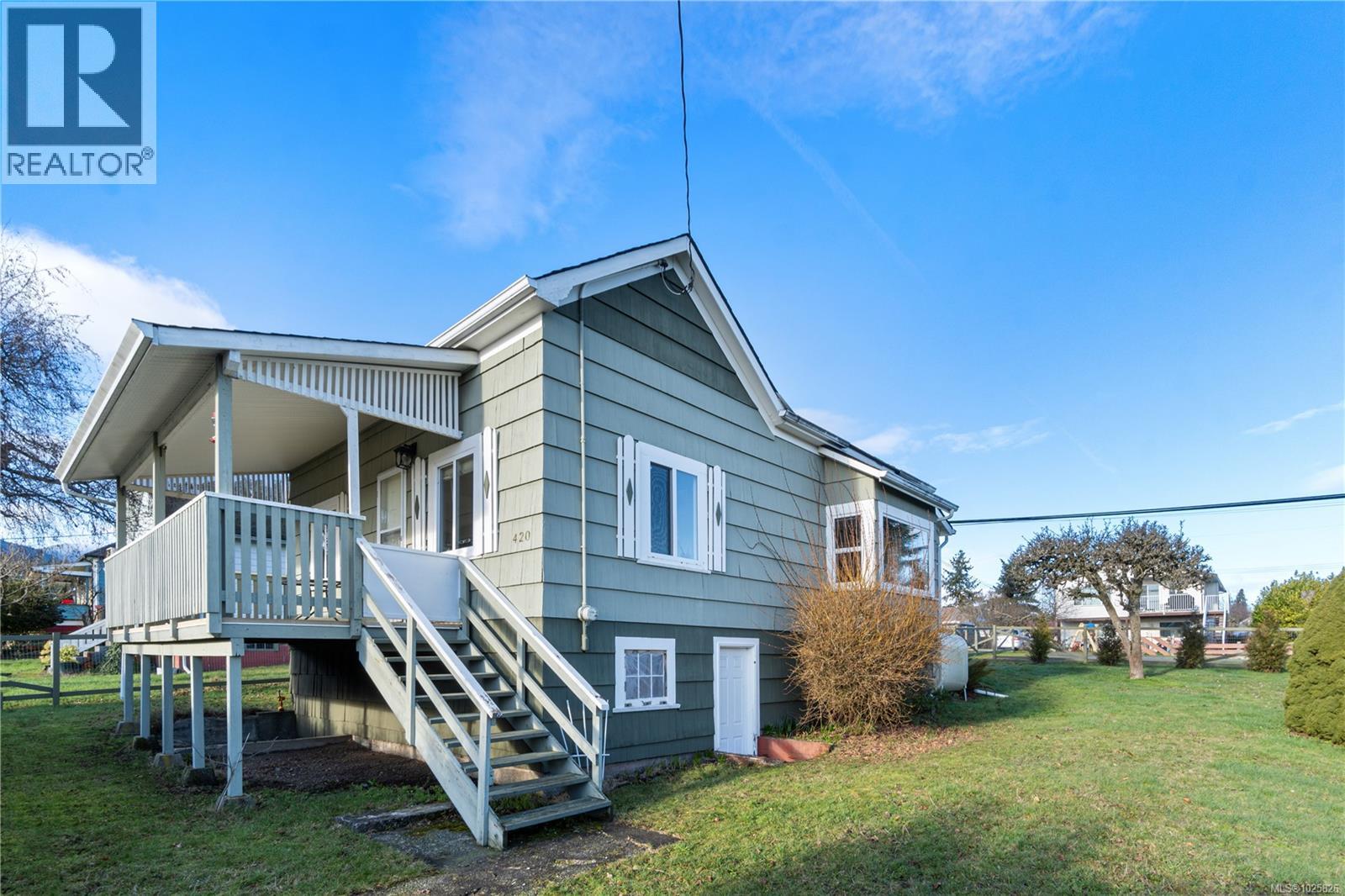 420 Roberts St, Ladysmith, British Columbia  V9G 1A6 - Photo 1 - 1025826
