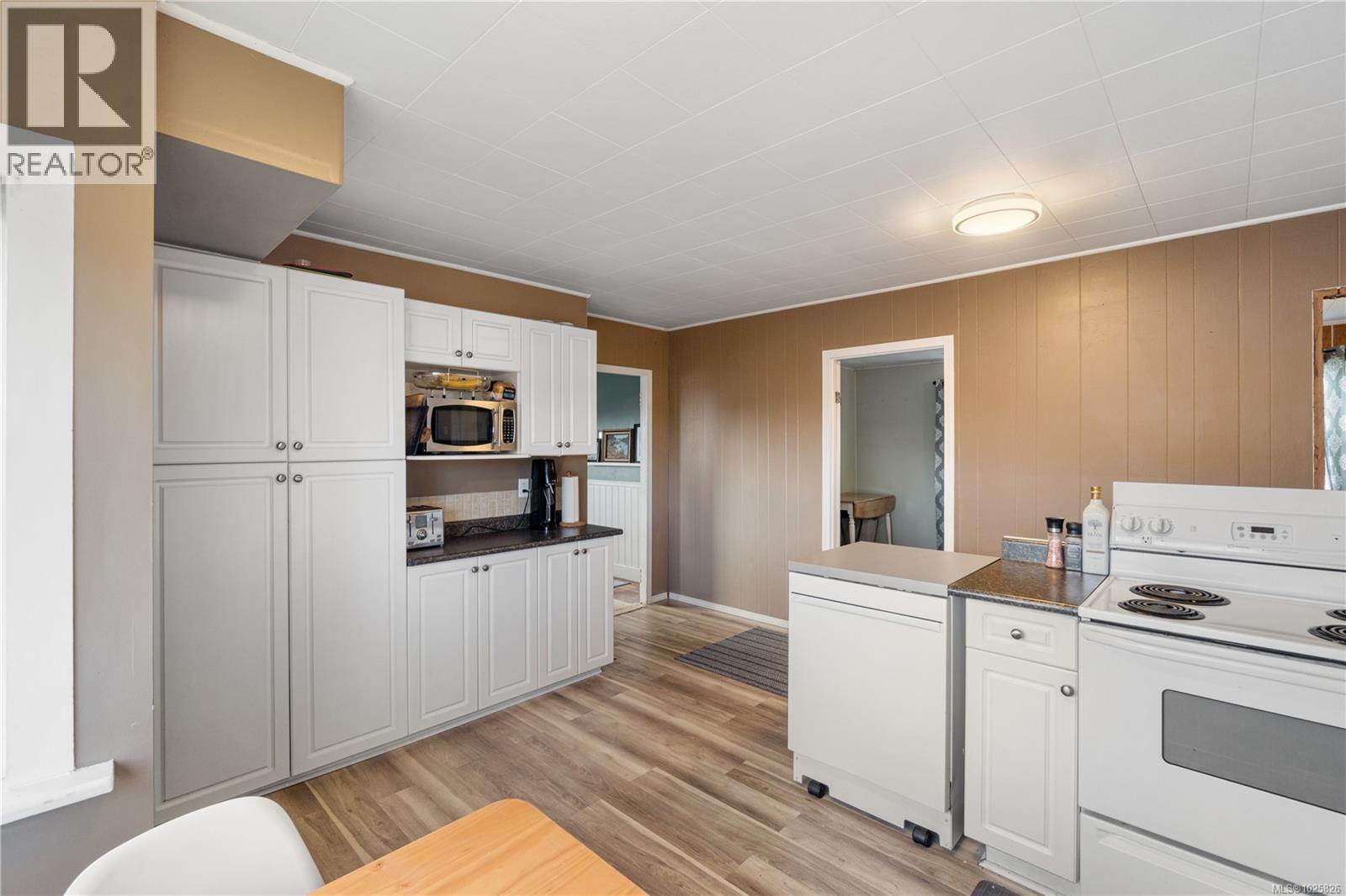 420 Roberts St, Ladysmith, British Columbia  V9G 1A6 - Photo 8 - 1025826