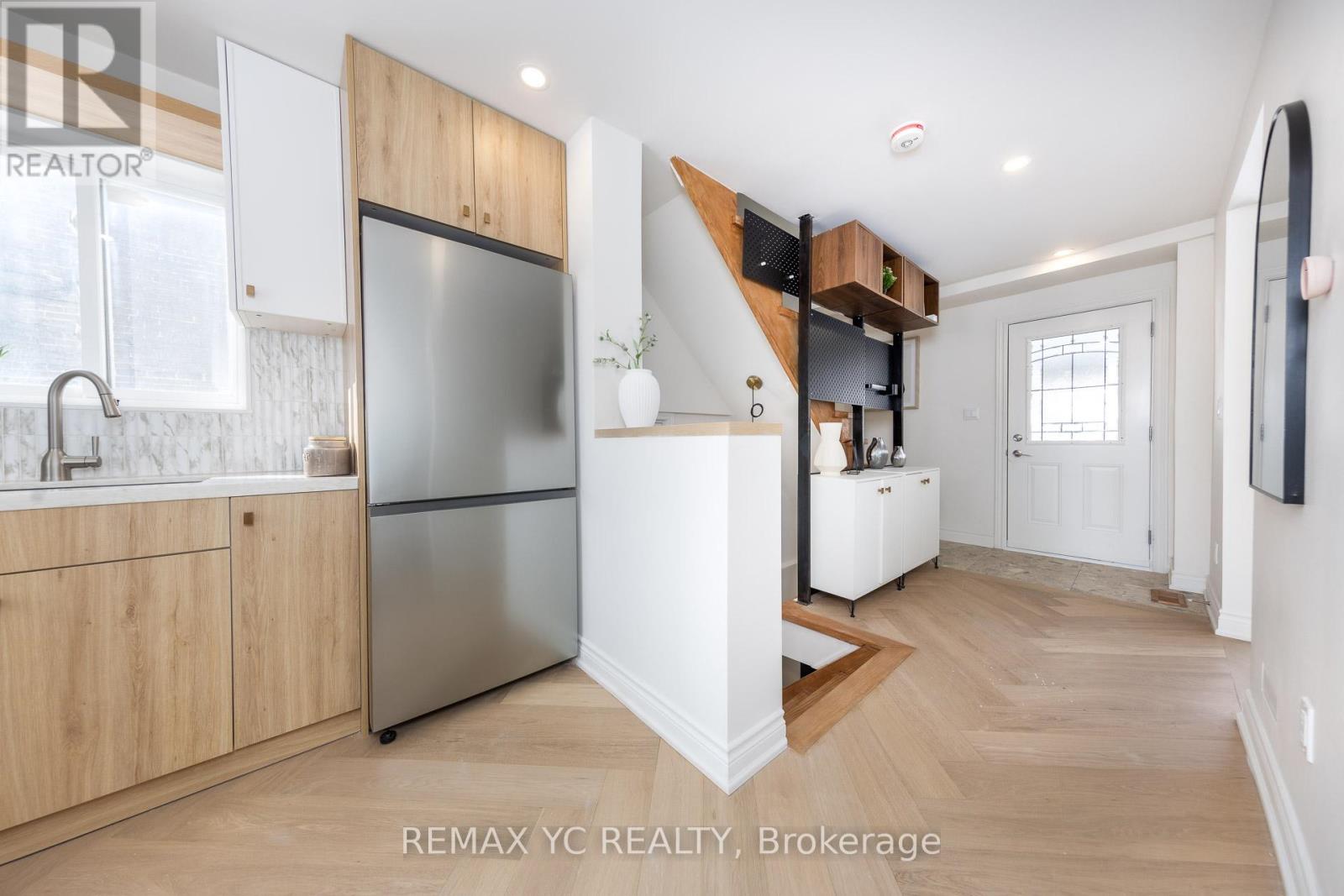 87 Woodfern Drive, Toronto, Ontario  M1K 2L4 - Photo 11 - E12794196