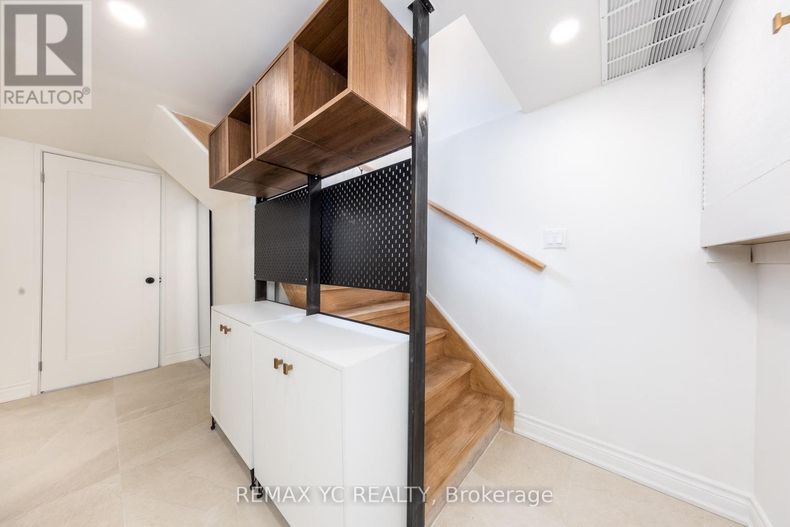 87 Woodfern Drive, Toronto, Ontario  M1K 2L4 - Photo 24 - E12794196