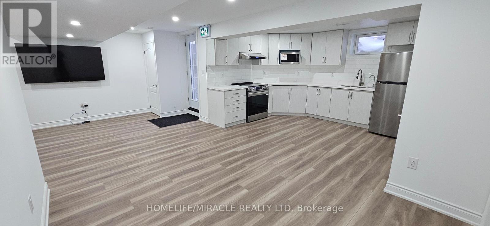 Bsmt - 1183 Ravenscroft Road, Ajax, Ontario  L1T 4R8 - Photo 5 - E12794248