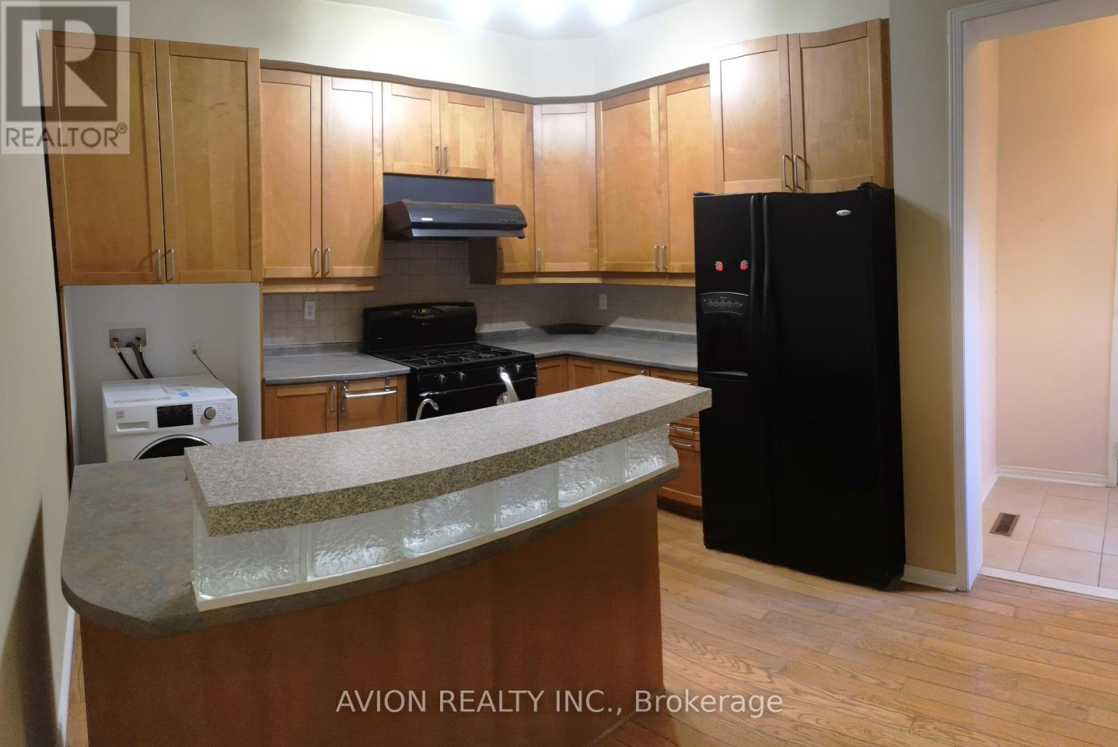 Main Floor - 428 Bur Oak Avenue, Markham, Ontario  L6C 2S1 - Photo 3 - N12794256