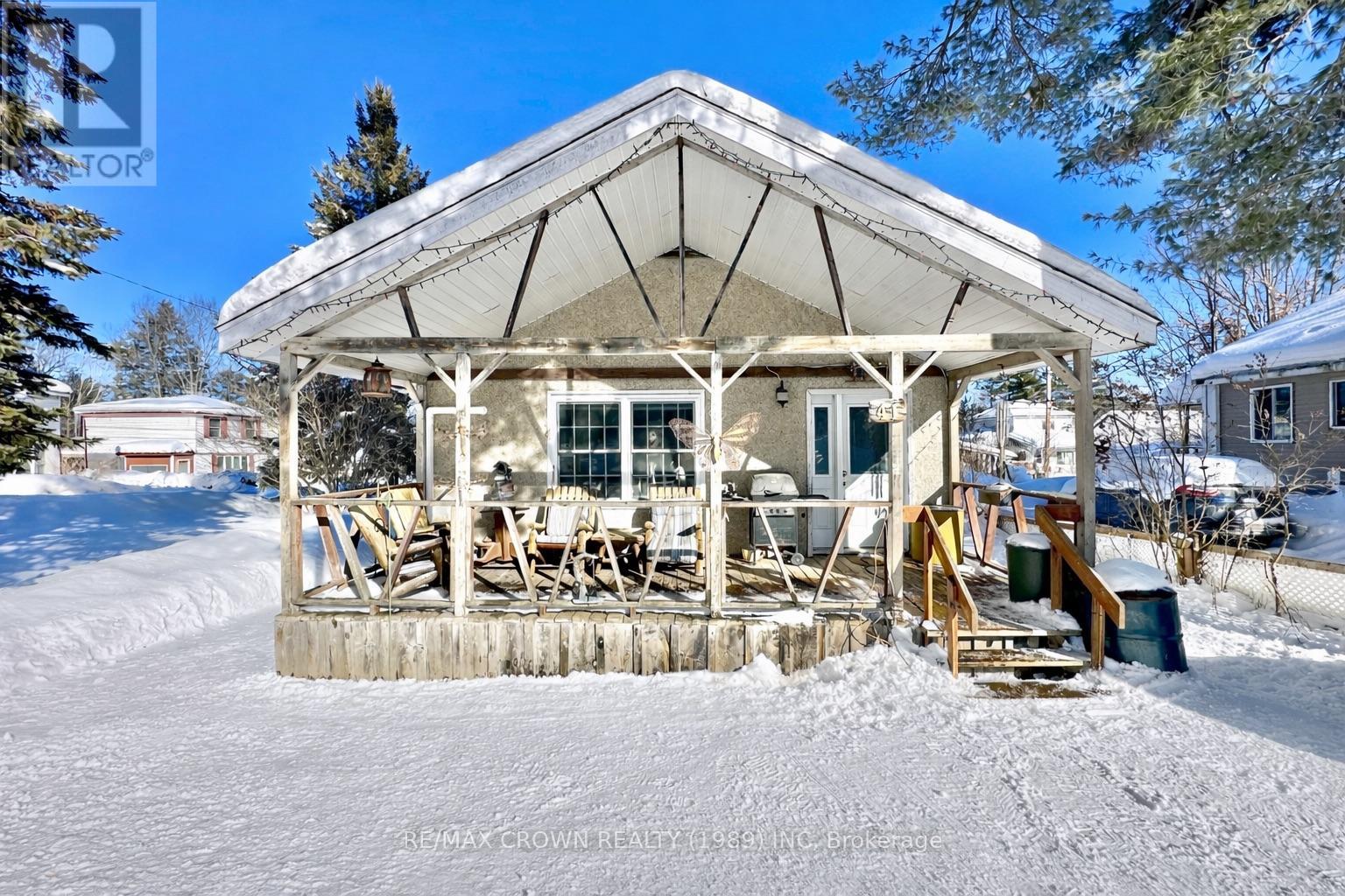 41 Cedar Avenue, Unorganized Townships (Thorne), Ontario  P0H 2J0 - Photo 1 - X12794176