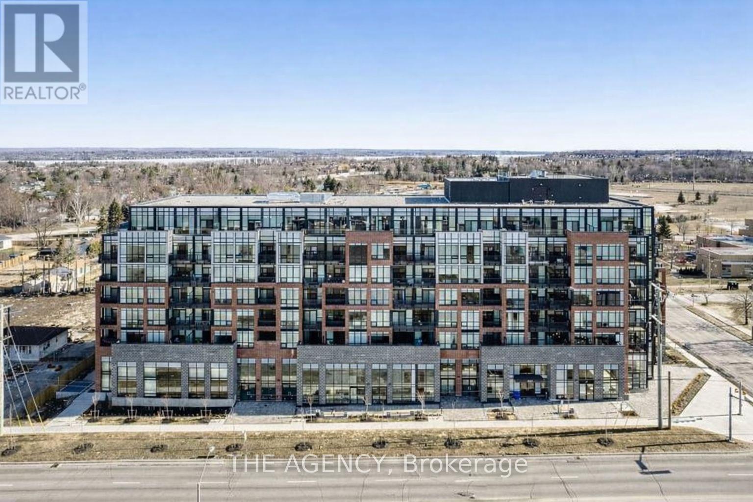 327 - 681 Yonge Street, Barrie, Ontario  L4N 4E8 - Photo 2 - S12794240
