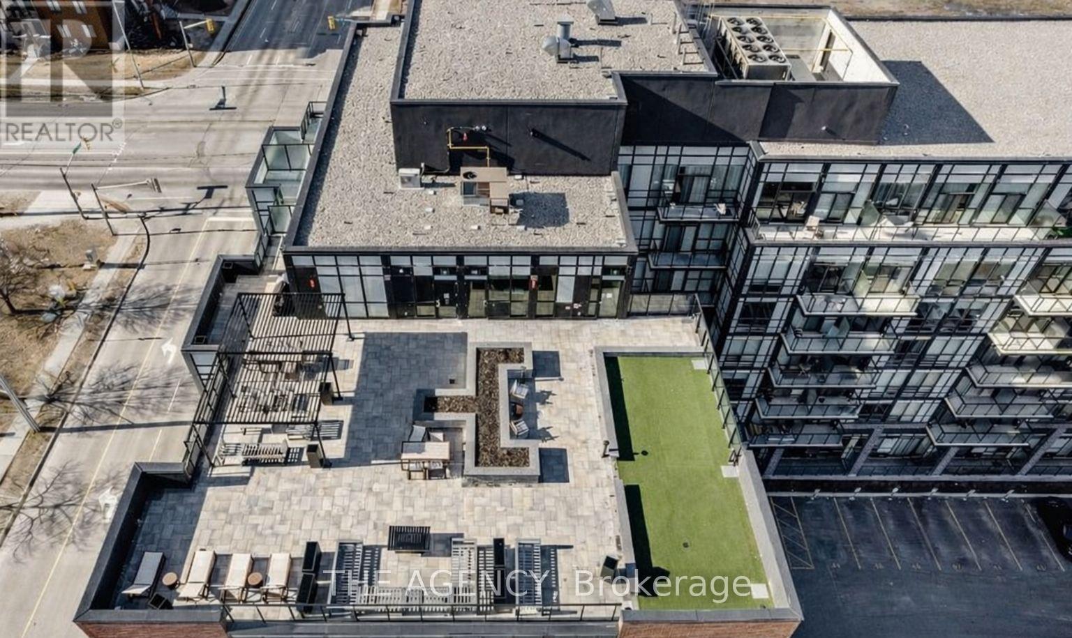 327 - 681 Yonge Street, Barrie, Ontario  L4N 4E8 - Photo 24 - S12794240