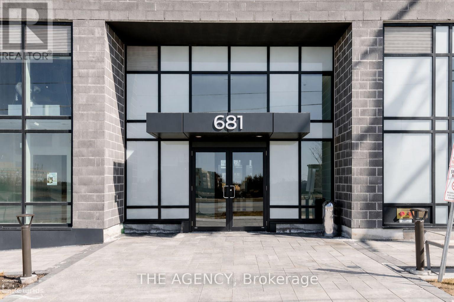 327 - 681 Yonge Street, Barrie, Ontario  L4N 4E8 - Photo 3 - S12794240