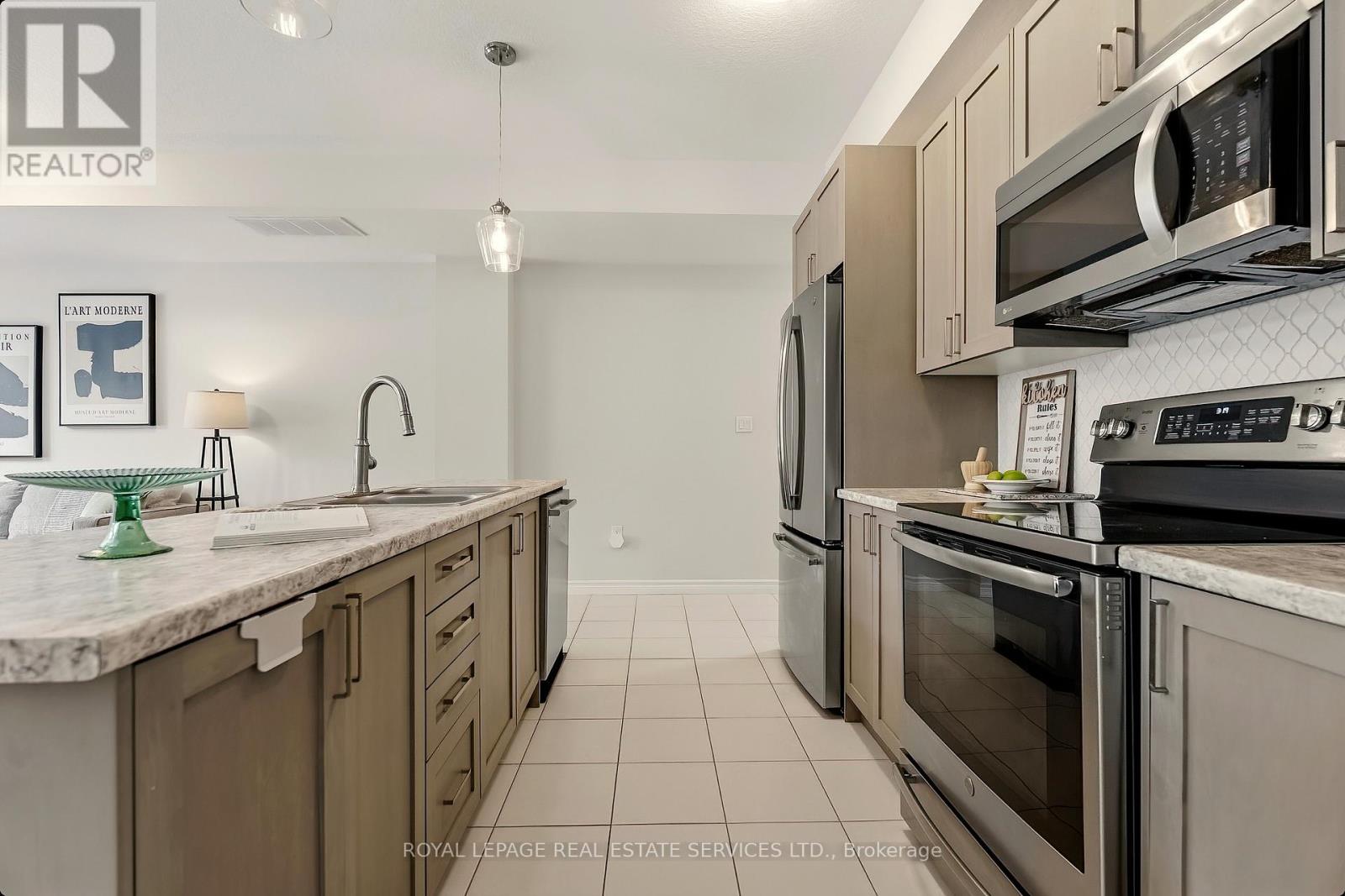 68 - 445 Ontario Street S, Milton, Ontario L9T 9K4 - Photo 18 - W12793704