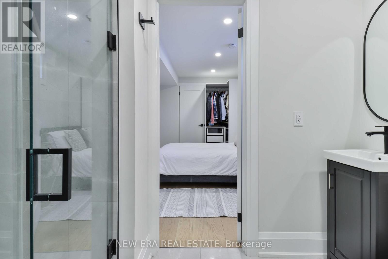 1481 Chasehurst Drive, Mississauga, Ontario  L5J 3A8 - Photo 30 - W12794232