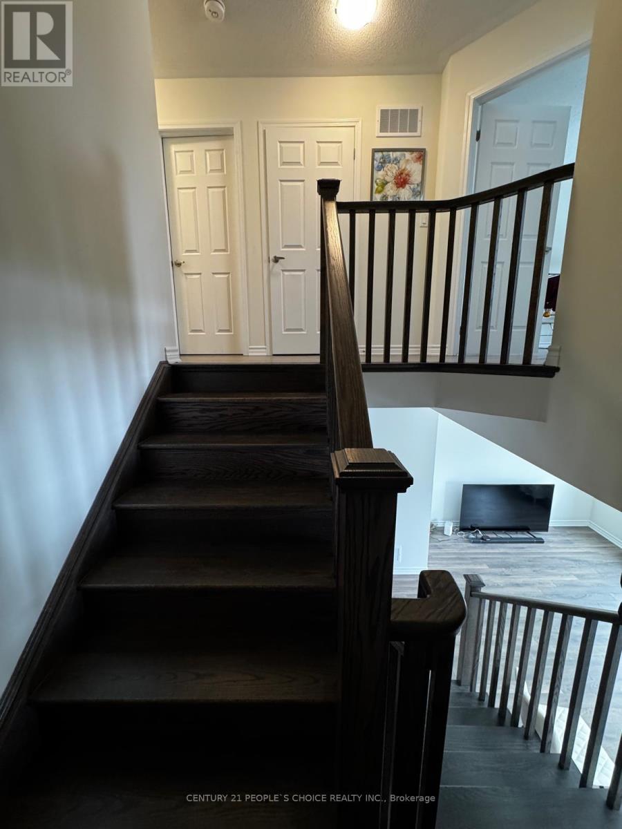 47 Summer Wind Lane N, Brampton, Ontario  L7A 5J2 - Photo 14 - W12794250