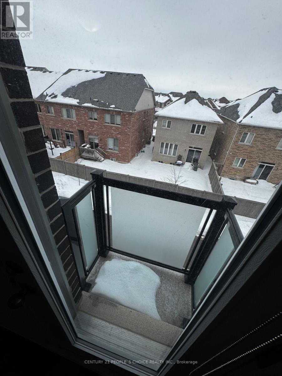 47 Summer Wind Lane N, Brampton, Ontario  L7A 5J2 - Photo 17 - W12794250