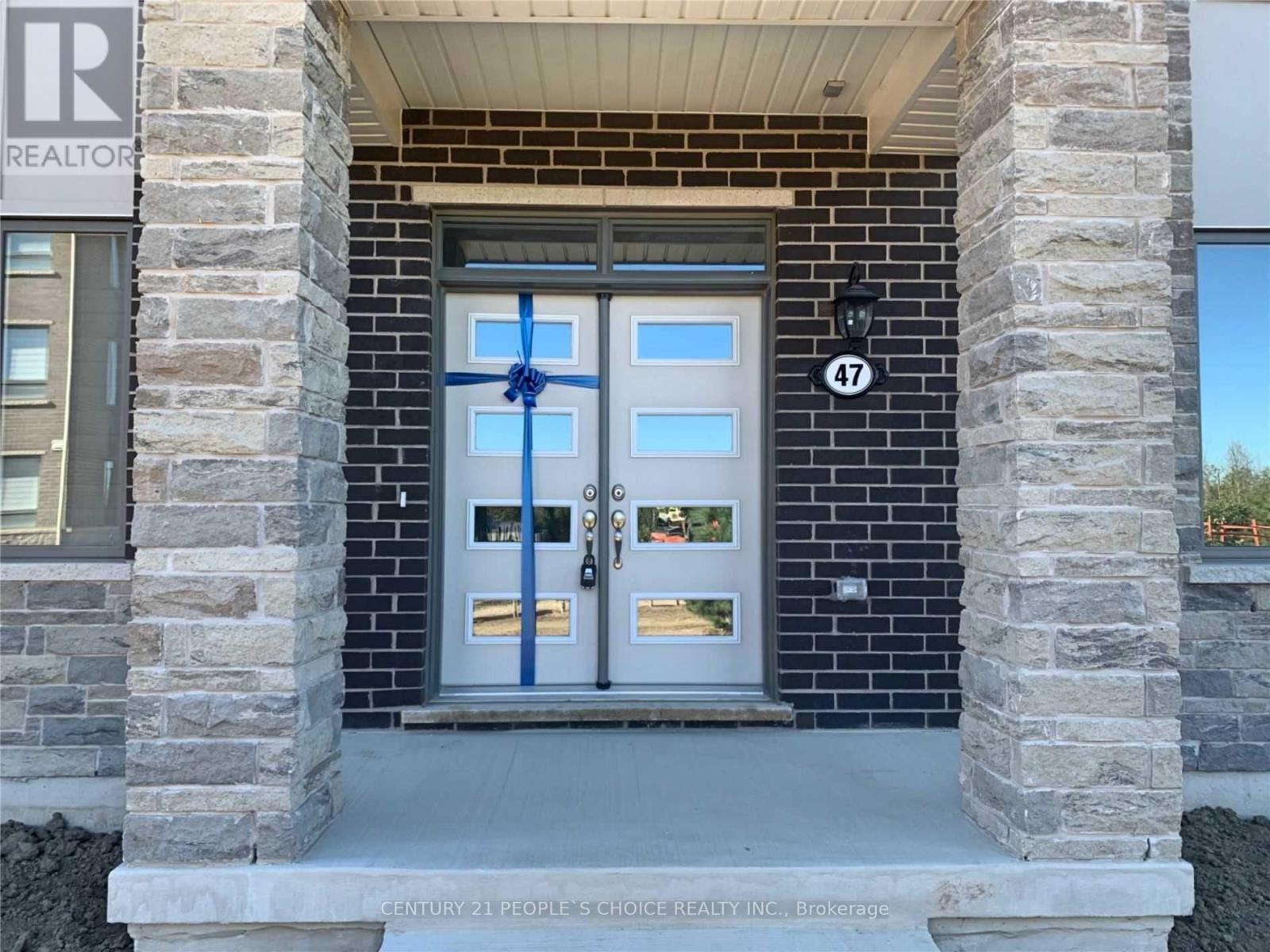 47 Summer Wind Lane N, Brampton, Ontario  L7A 5J2 - Photo 2 - W12794250