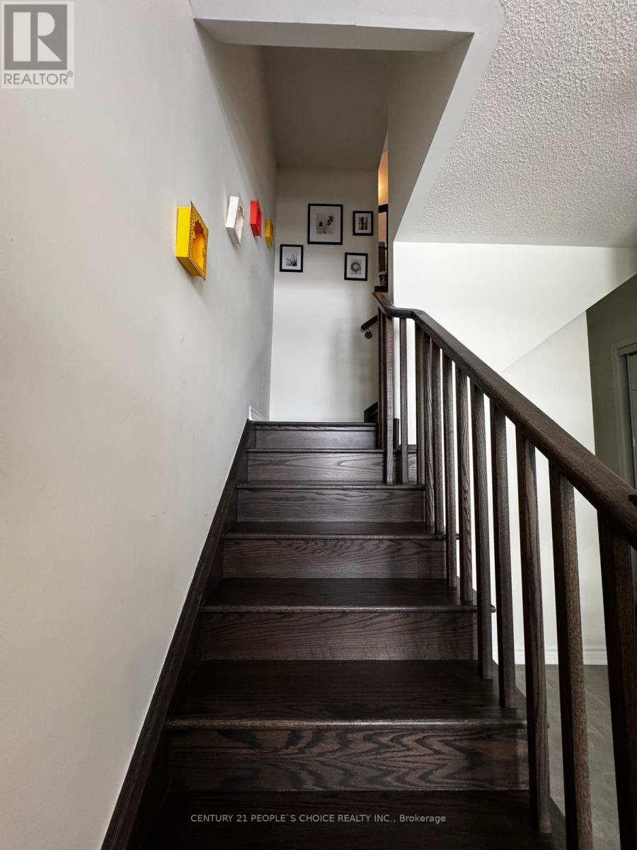 47 Summer Wind Lane N, Brampton, Ontario  L7A 5J2 - Photo 5 - W12794250